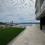 With Sea View Lejlighed