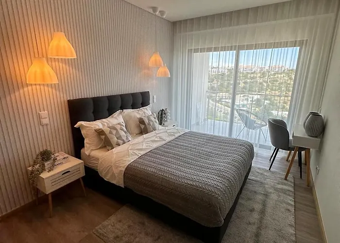 With Sea View Apartment *