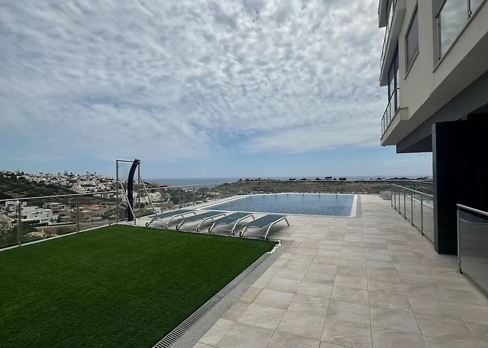 With Sea View Apartment